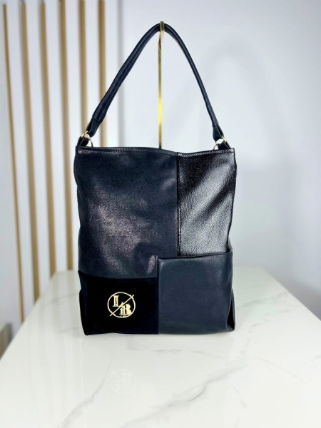 Laura Biaggi Torebka Shopper Worek Na Ramię Czarna logo