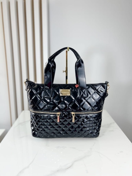 Monnari lakierowana torba shopper pikowana czarna