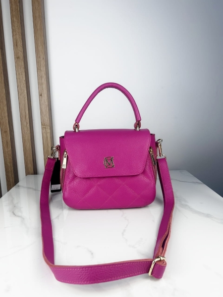 Massimo Contti pikowany kuferek z klapką różowy