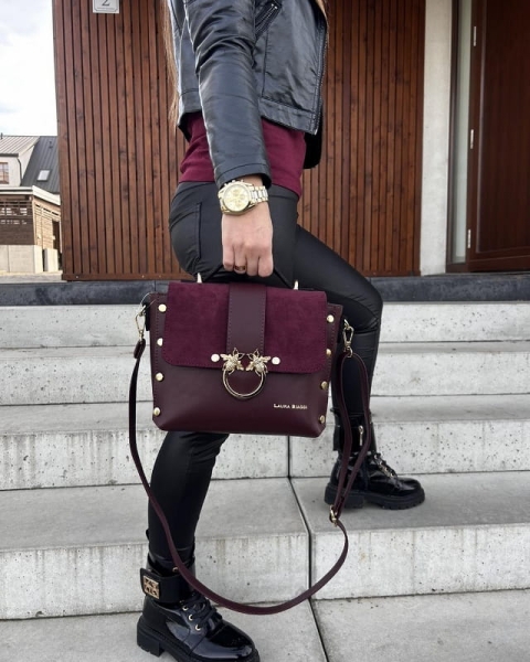Laura Biaggi torebka listonoszka kuferek  bordowa czerwona