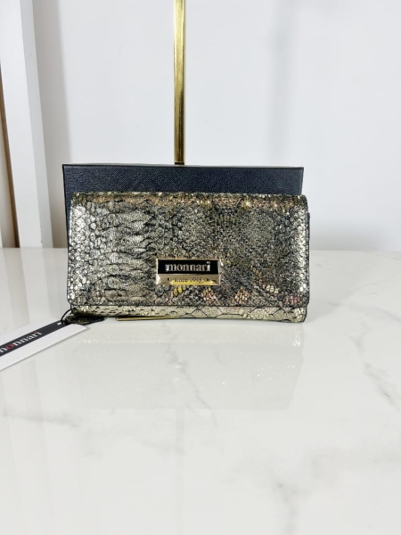 Monnari skórzany  portfel na zatrzask  złoty