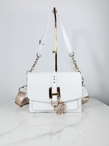 biała torebka laura biaggi z koniczyną