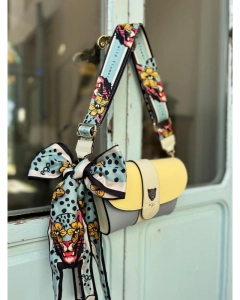 Ego skórzana torebka z apaszką kolorowa żółta