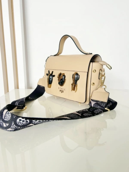 Ego torebka kuferek animals z głowami totemic beżowa 