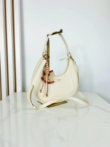 IMG_9996 (600x800).jpg