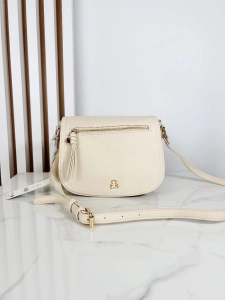 Lulu Castagnette torebka listonoszka z klapką jasno beżowa