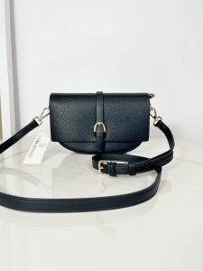 Laura Biaggi torebka listonoszka z klapką czarna