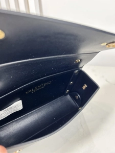 Mini torebka na łańcuszku czarna