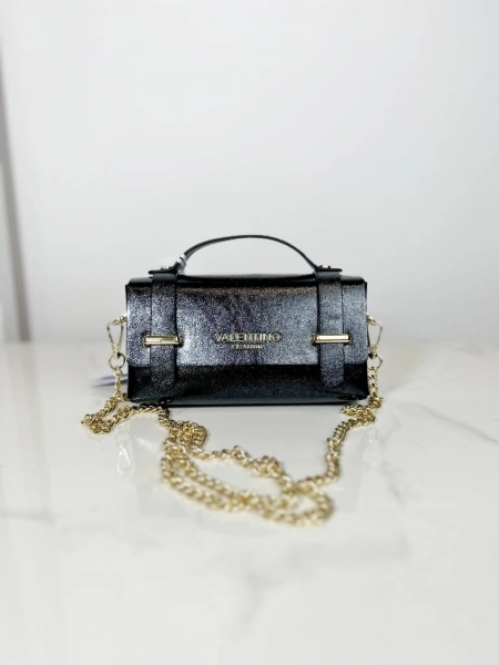 Mini torebka na łańcuszku czarna 