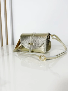 Laura Biaggi skórzany mini kuferek złoty