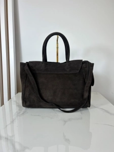 Laura Biaggi zamszowa torebka kuferek elegancka brązowa